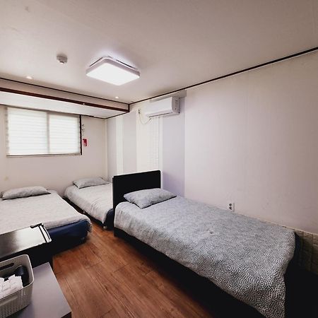 Olive Hostel Myeongdong Seoul Ngoại thất bức ảnh