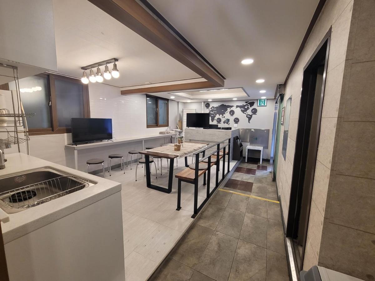 Olive Hostel Myeongdong Seoul Ngoại thất bức ảnh