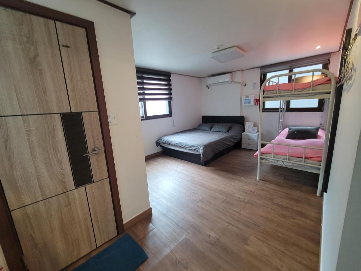 Olive Hostel Myeongdong Seoul Ngoại thất bức ảnh
