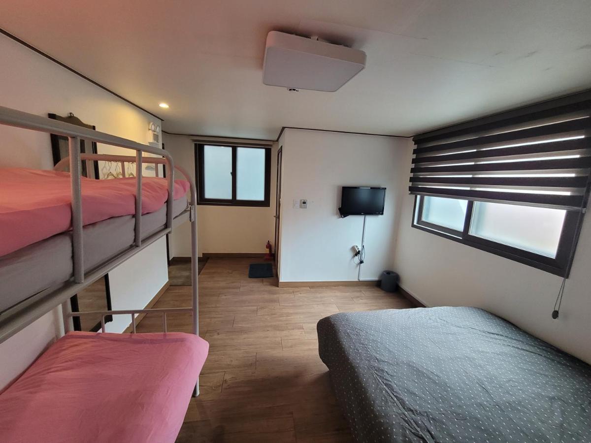 Olive Hostel Myeongdong Seoul Ngoại thất bức ảnh
