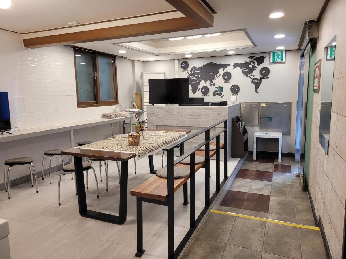 Olive Hostel Myeongdong Seoul Ngoại thất bức ảnh