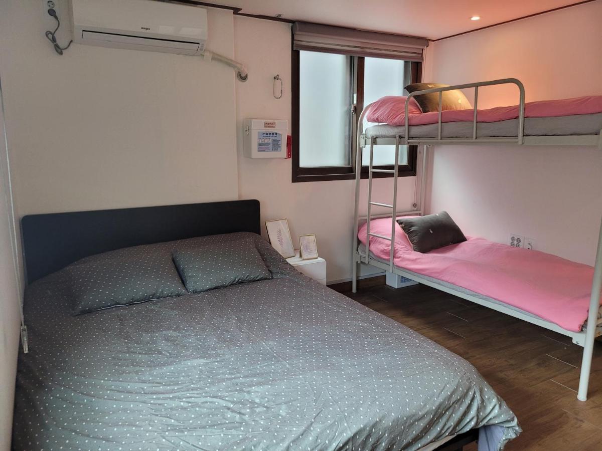 Olive Hostel Myeongdong Seoul Ngoại thất bức ảnh