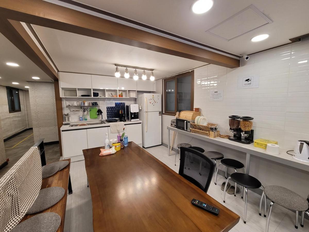 Olive Hostel Myeongdong Seoul Ngoại thất bức ảnh