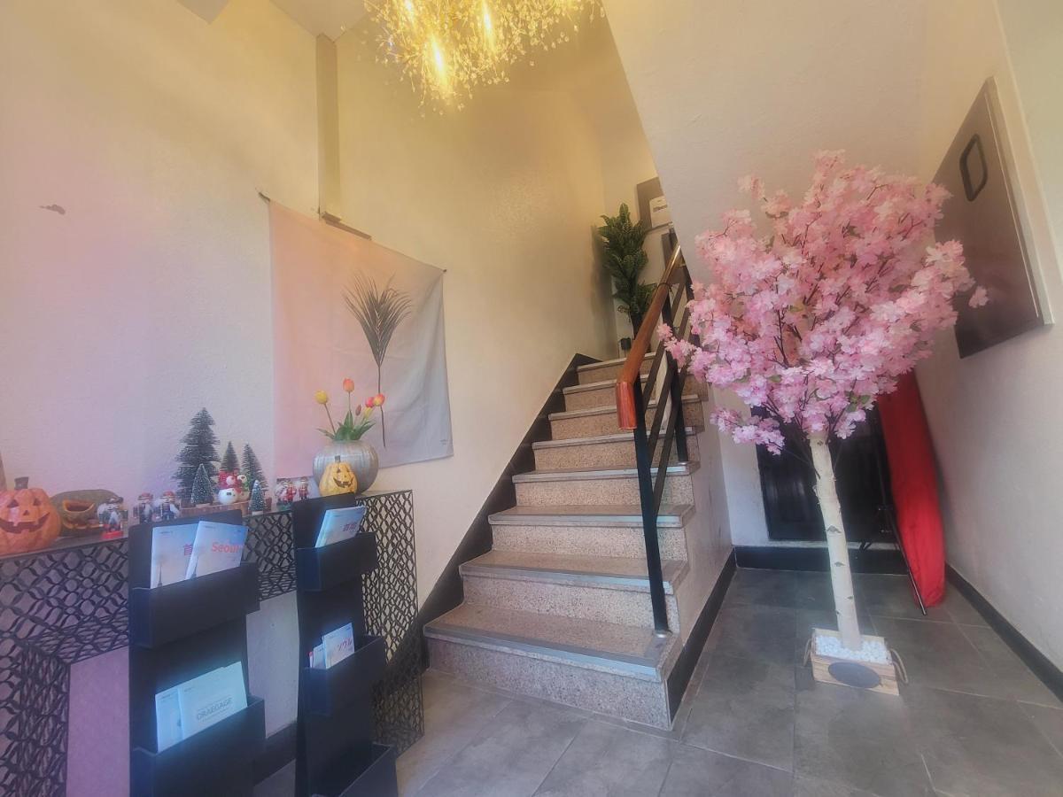 Olive Hostel Myeongdong Seoul Ngoại thất bức ảnh