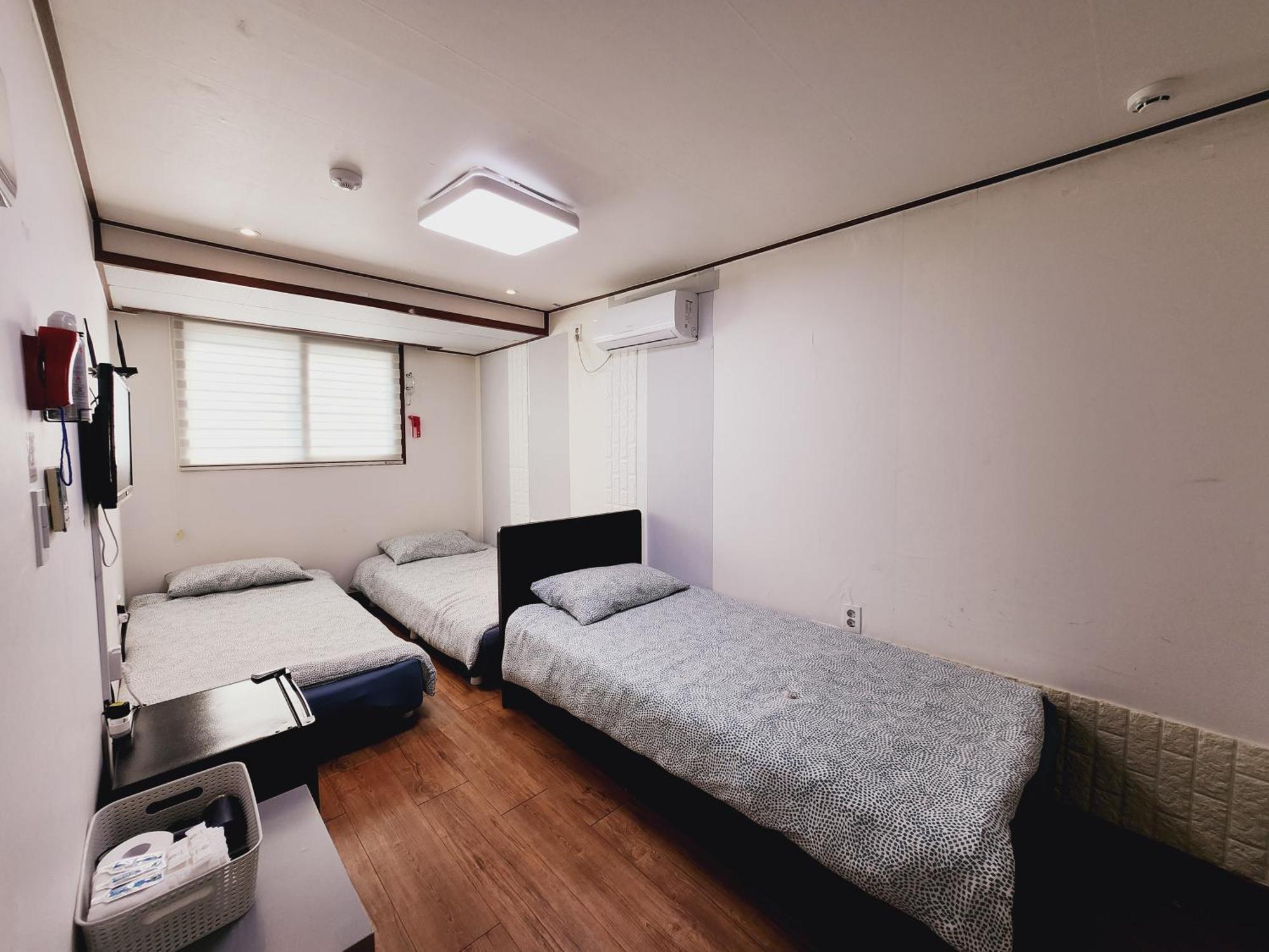 Olive Hostel Myeongdong Seoul Ngoại thất bức ảnh